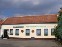 Restaurace-penzion U Šťastných