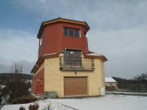 Udens Tornis