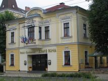 Hotel a restaurace Zlatý Kříž