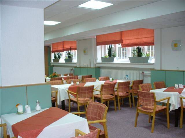 Hotel KAMU GARNI