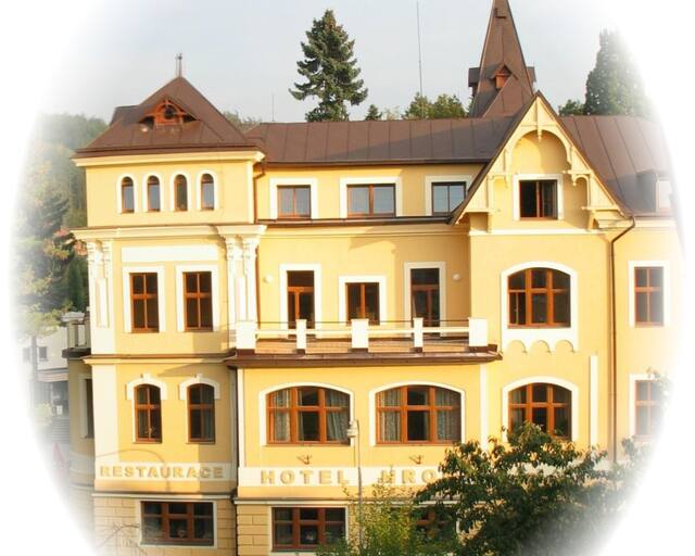 Hotel Hron