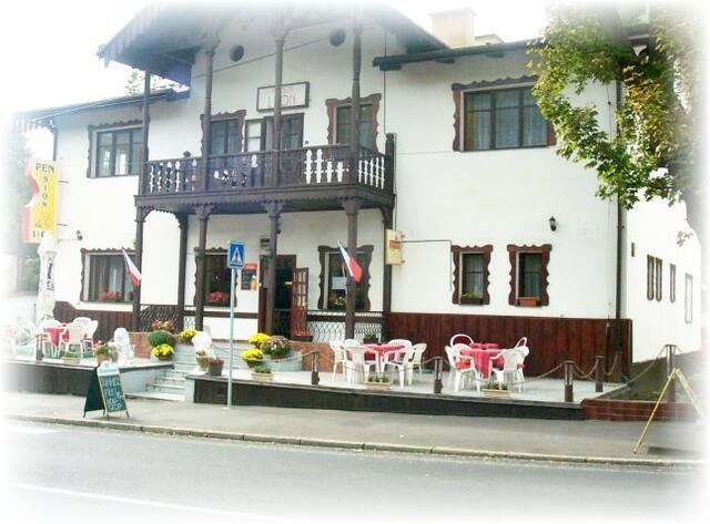 Restaurant Penzion Lion
