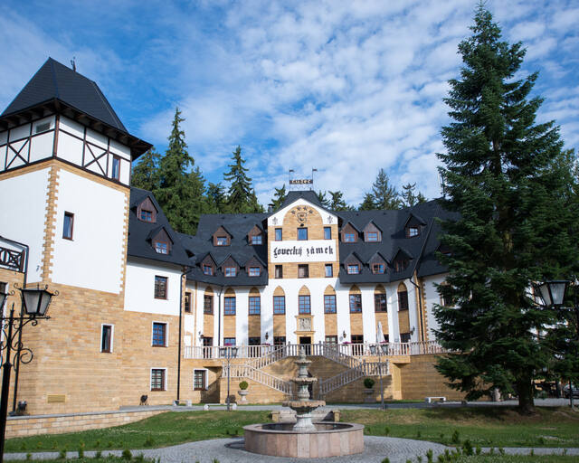 Spa &amp; Wellness Hotel Zámek Lužec