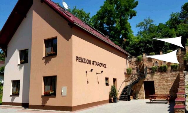 Penzion Starovice 271