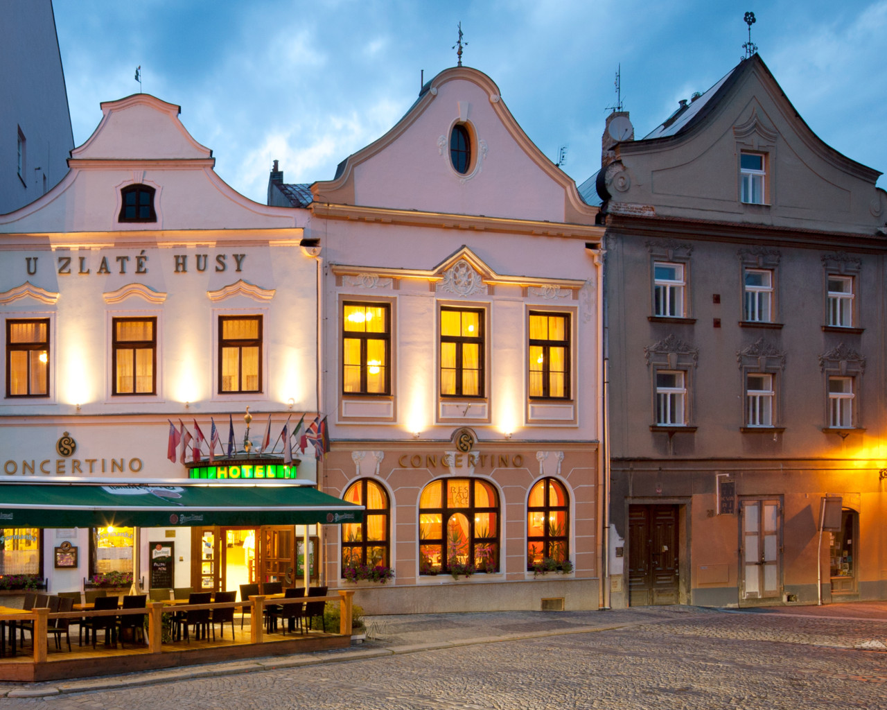 Hotel Concertino - Zlatá Husa