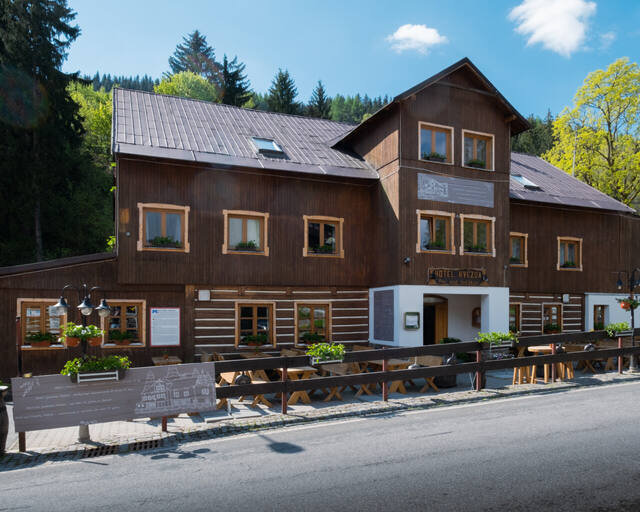 Hotel Hvezda