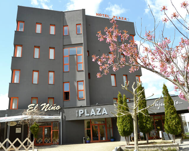 Hotel Plaza