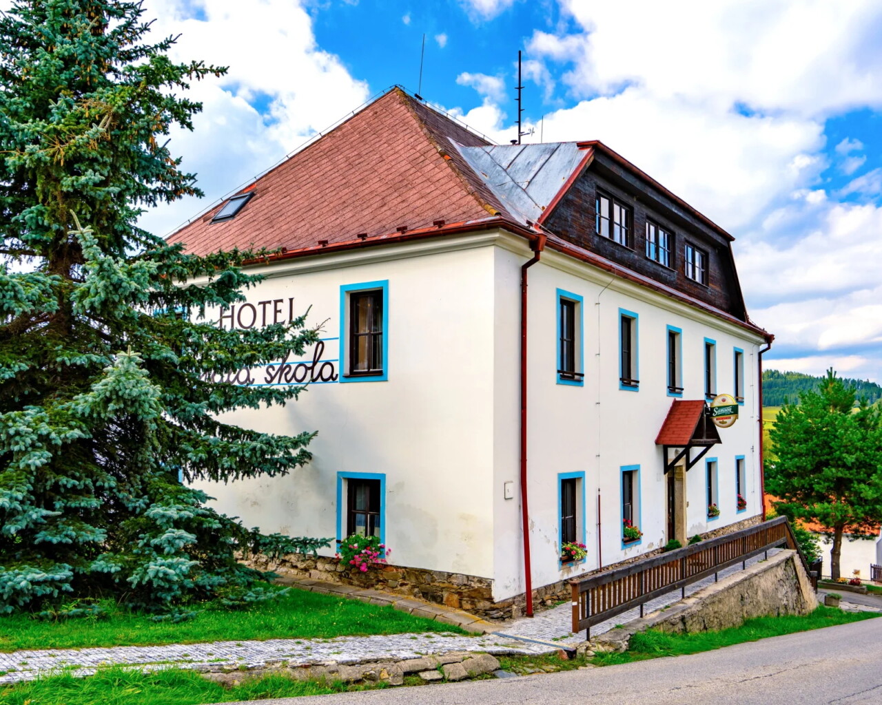 Hotel Stará škola