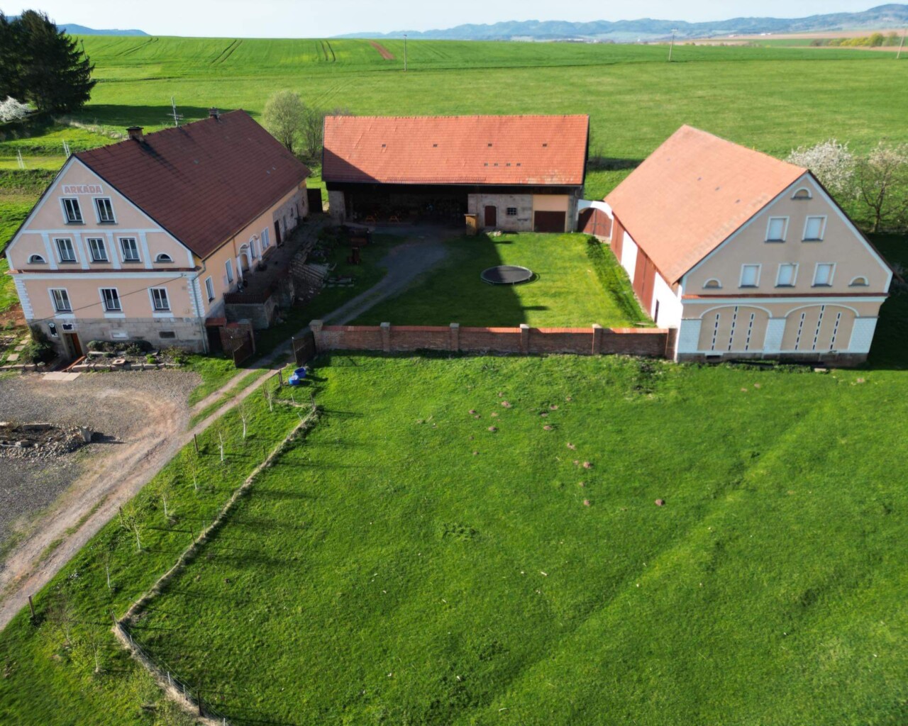 Arkáda