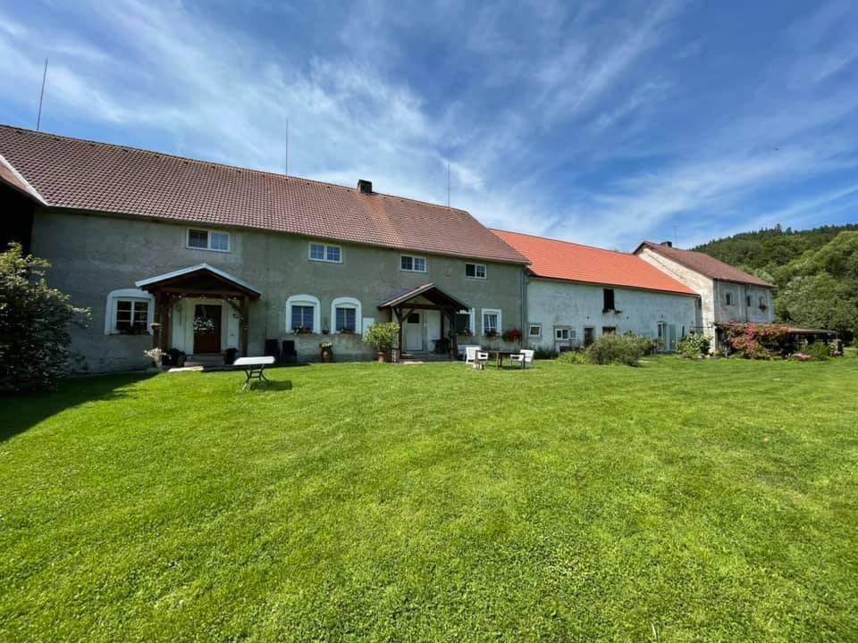 Farma Křížové pole