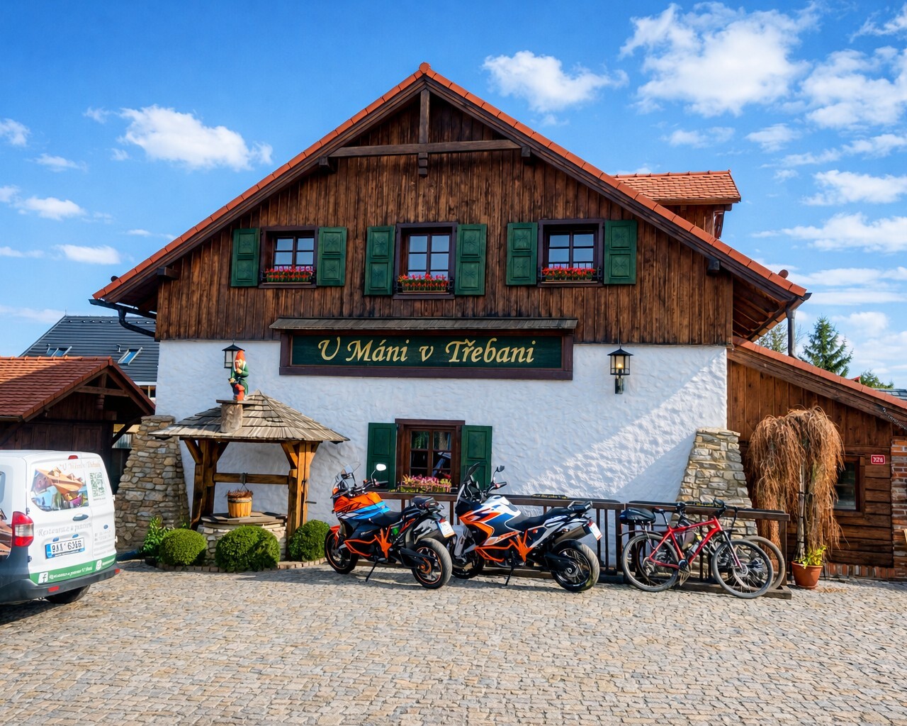 Restaurace a penzion  u Máni