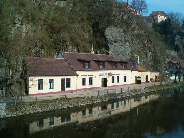 Penzion pod Skalou