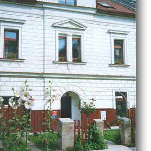 Pension E & J