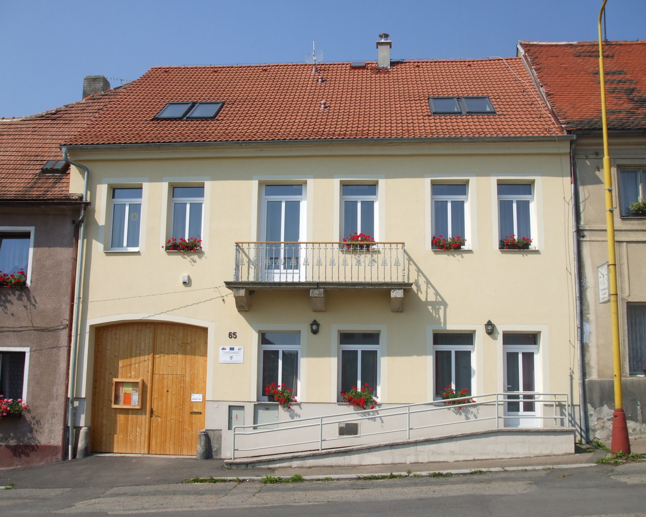Spolkový dům - Dům sourozenců Roškotových