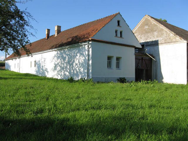Na chalupě u lesa