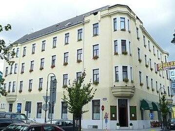 Brioni Boutique Hotel