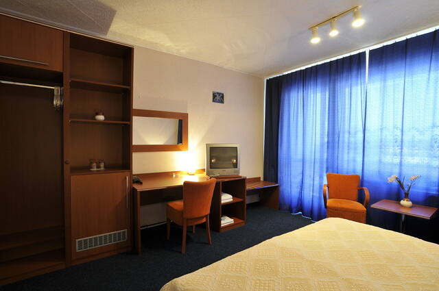 Hotel Krystal
