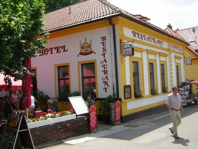 Hotel Koruna Karlštejn
