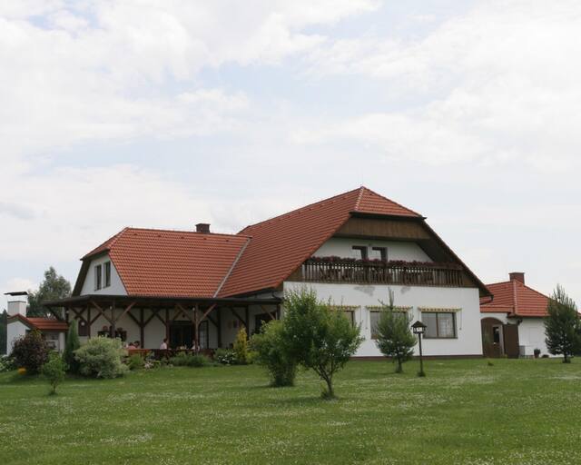 Hotel Farma