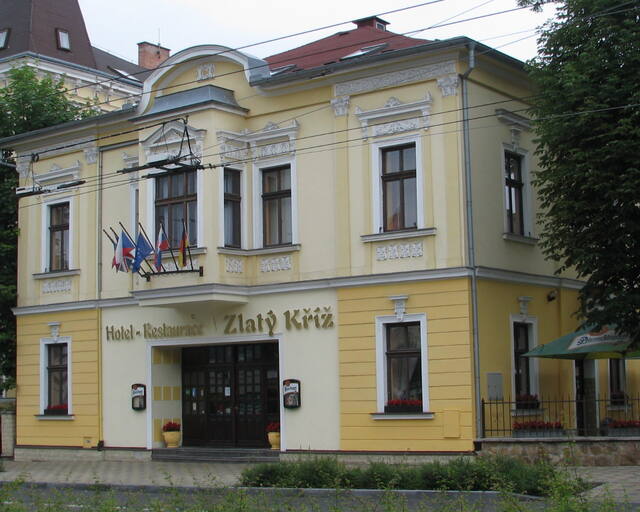 Hotel Zlatý Kříž