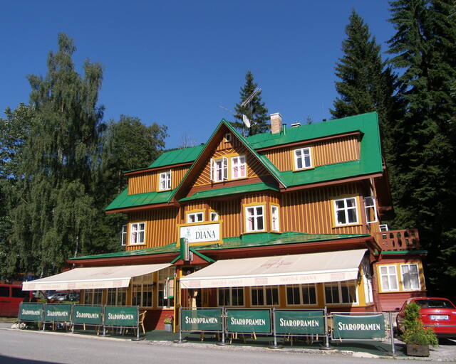 Hotel Diana