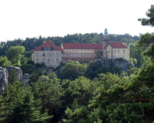 Hotel Zámek Hrubá Skála