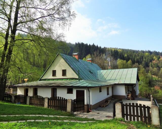 Chalupa Šedý vlk