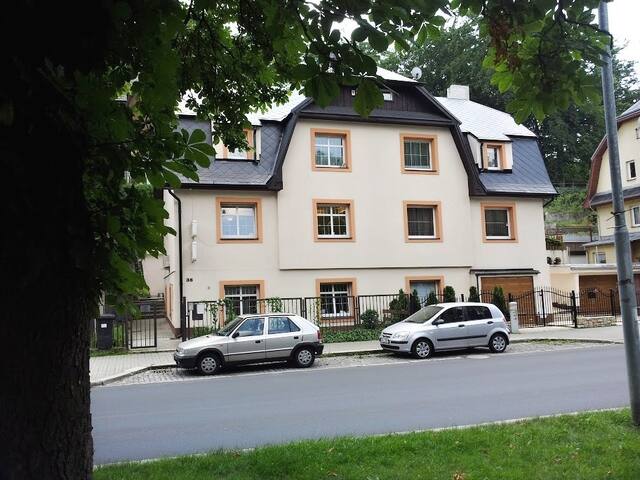 Holiday Apartments I