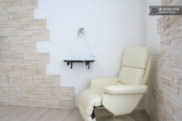 Bastien Studio near Airport