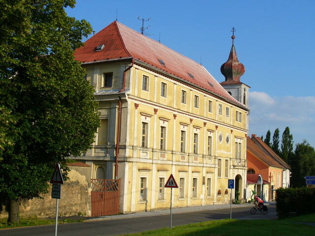 Rekreační zařízení Zámek Trhanov