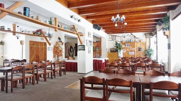Hotel Maxov