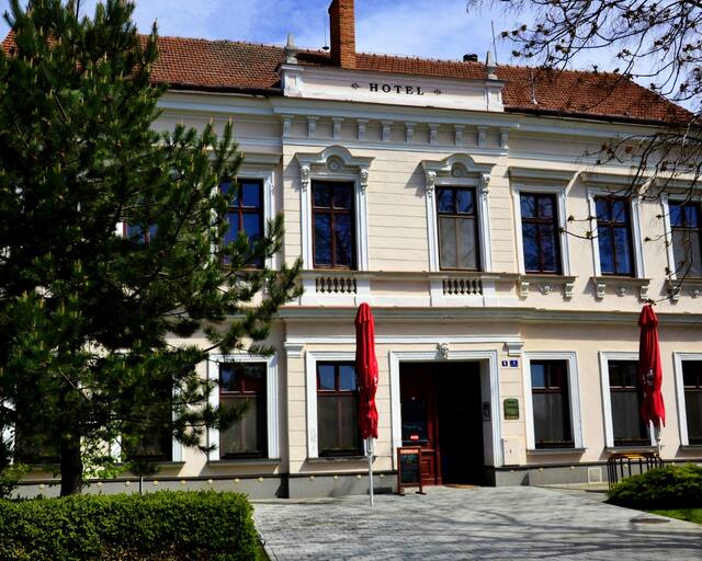 Hotel Drnholec